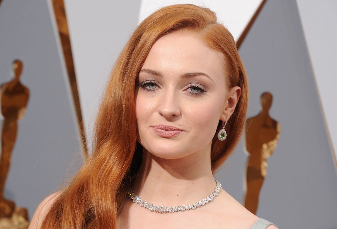 Sophie Turner indica que Game of Thrones terá final "muito doloroso"