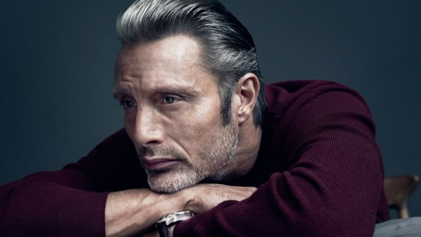 ''Polar'': Mads Mikkelsen é um assassino em novo filme da Netflix