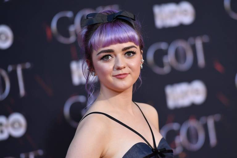 Maisie Williams desabafa sobre fama e saúde mental