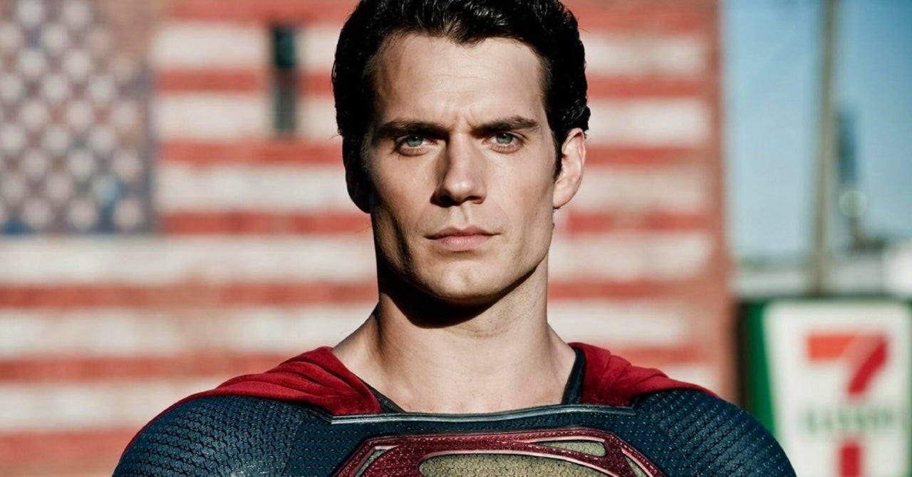 Henry Cavill espera poder interpretar o Superman novamente