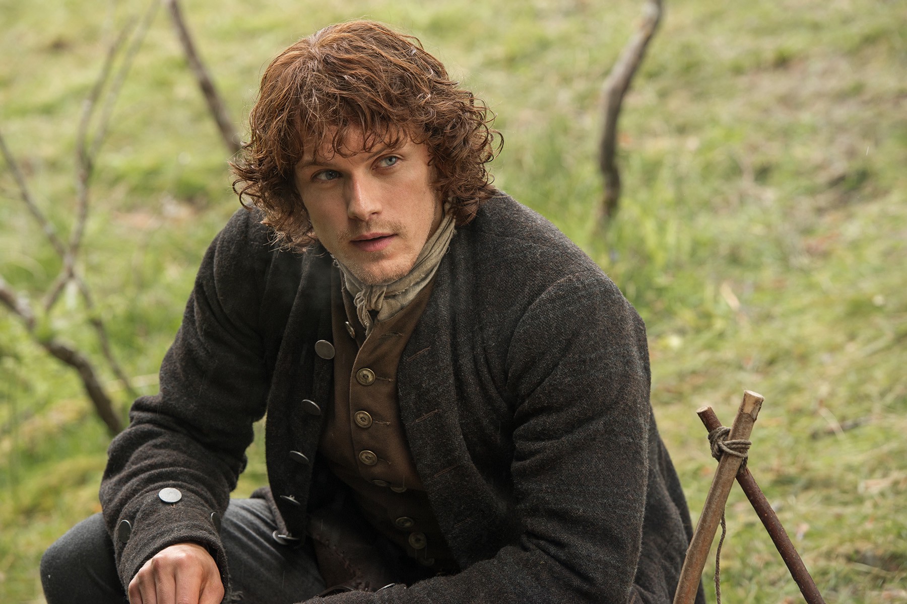 Ator de ''Outlander'' é favorito entre os fãs para viver James Bond