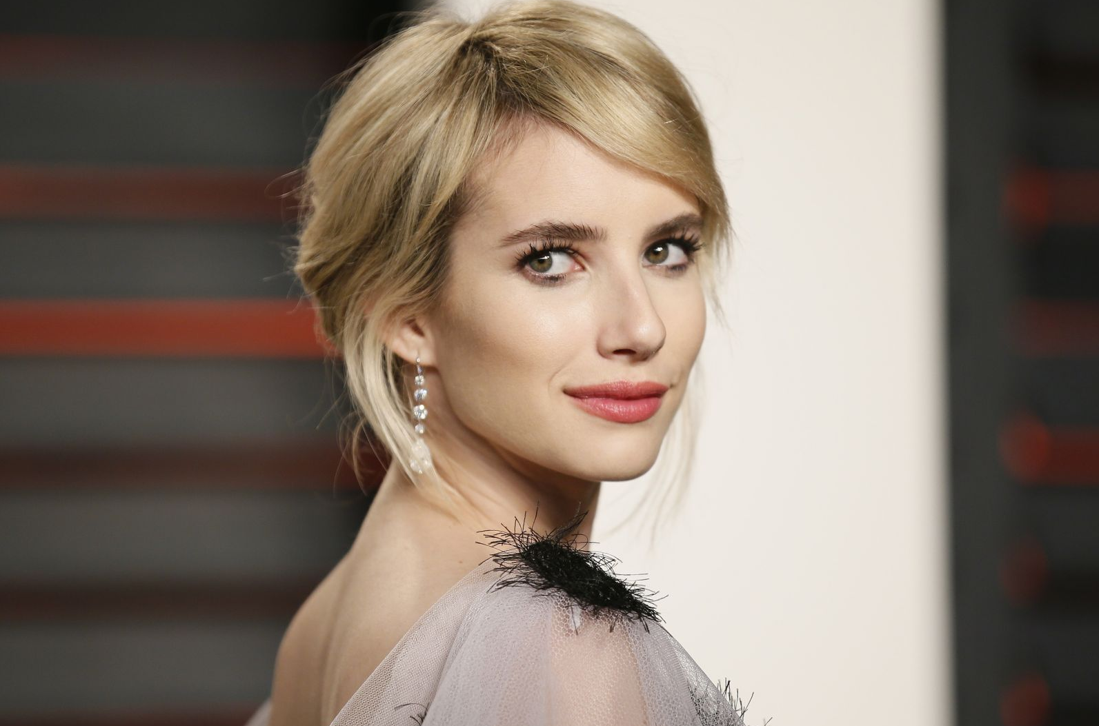 Emma Roberts revela que tem endometriose e conta como a doença afetou sua fertilidade