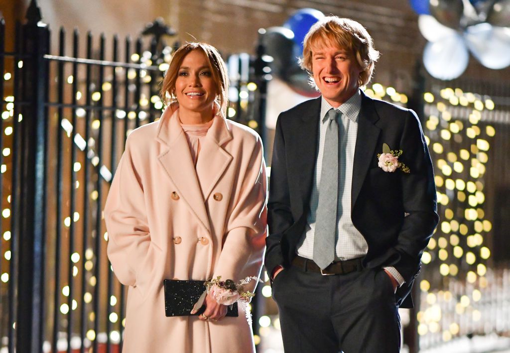 "Case Comigo", comédia romântica estrelada por Jennifer Lopez, ganha data e trailer