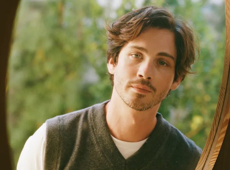 'Only Murders in the Building' | Logan Lerman é confirmado na nova temporada