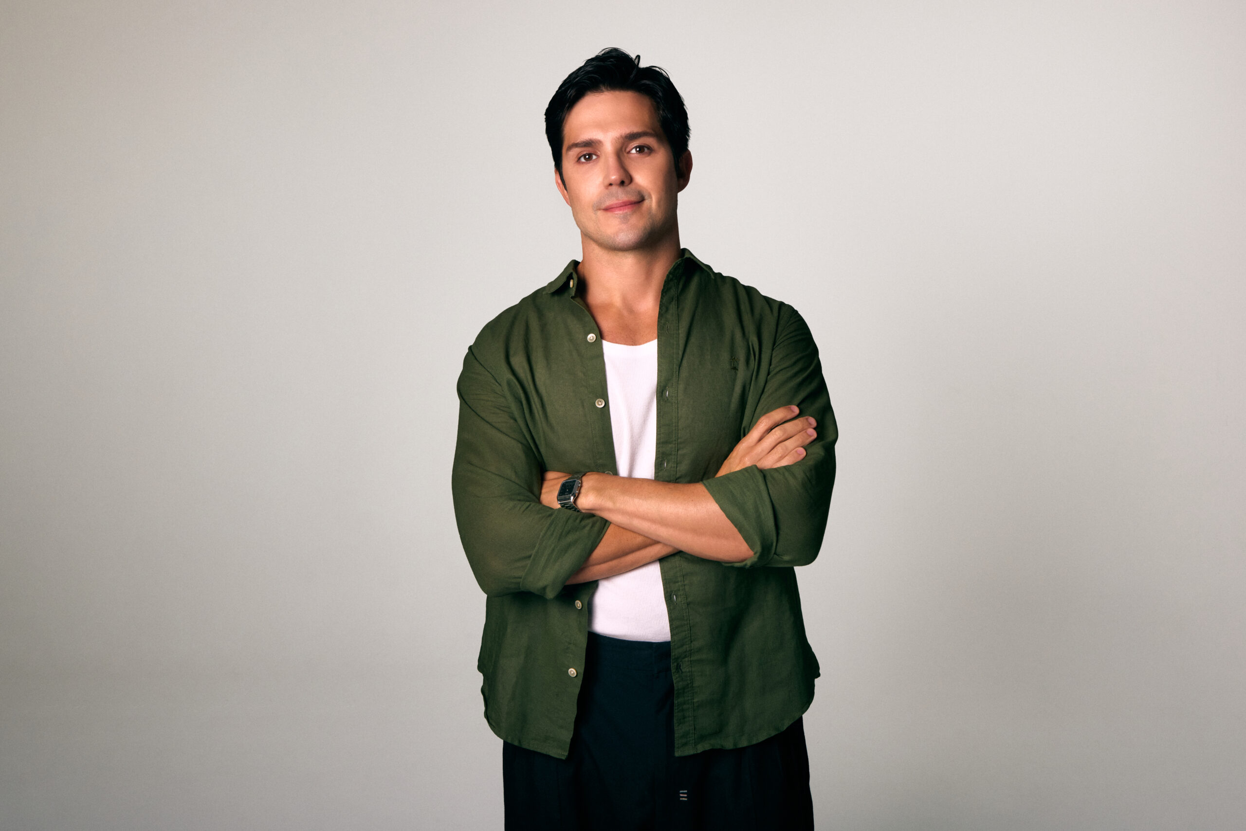 Igor Cosso estreia "Cruise - minha última noite na Terra" no Teatro Glaucio Gill