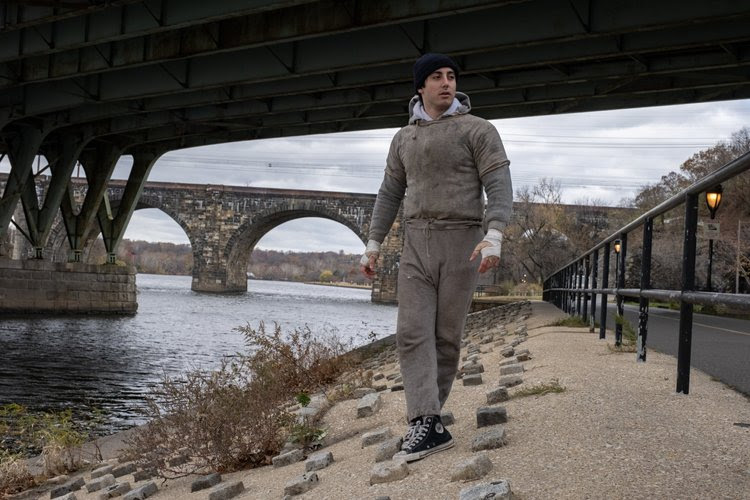Anthony Ippolito stars as Sylvester Stallone in I PLAY ROCKY, from Amazon MGM Studios.Photo Credit: Claire Folger© 2026 Amazon Content Services LLC. All Rights Reserved.